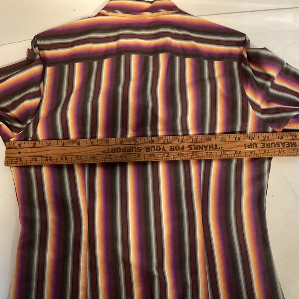 Robert Graham Women’s Multi Colored Striped Button Down Long Sleeve Shirt Sz 12 - Picture 14 of 16